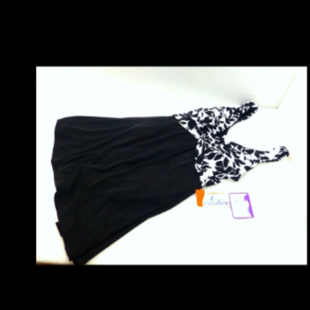 New Catalina suddenly slim hip hider swimsuit bathing suit black white S small